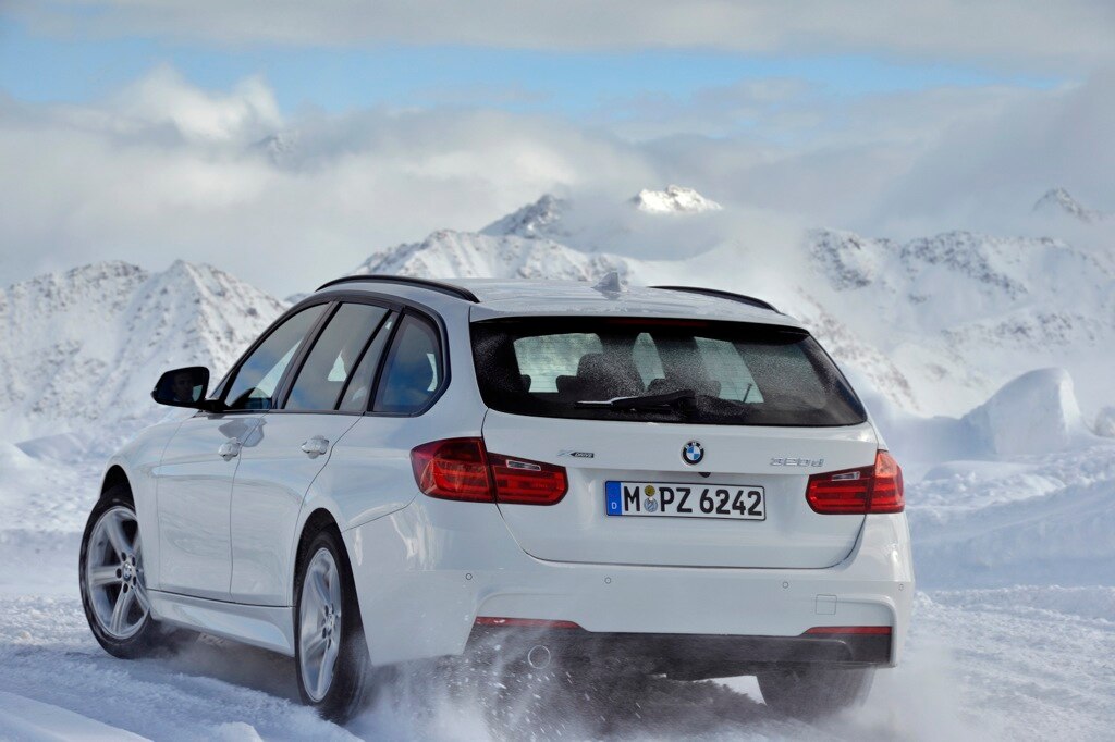 Why Doesn’t Rear-Wheel Drive Work in the Snow?